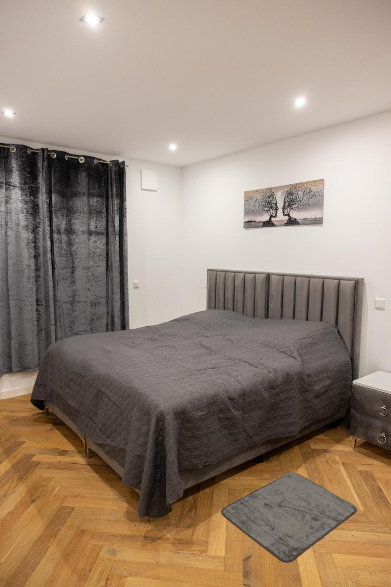 Neubau Apartment Mit Kamin Und Terrasse In Premium Lage Parkplatz Inklusive Билефелд Екстериор снимка